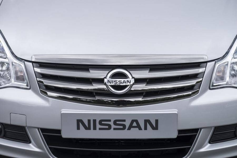  Nissan Almera 2012 года  (фото 18 из 31)